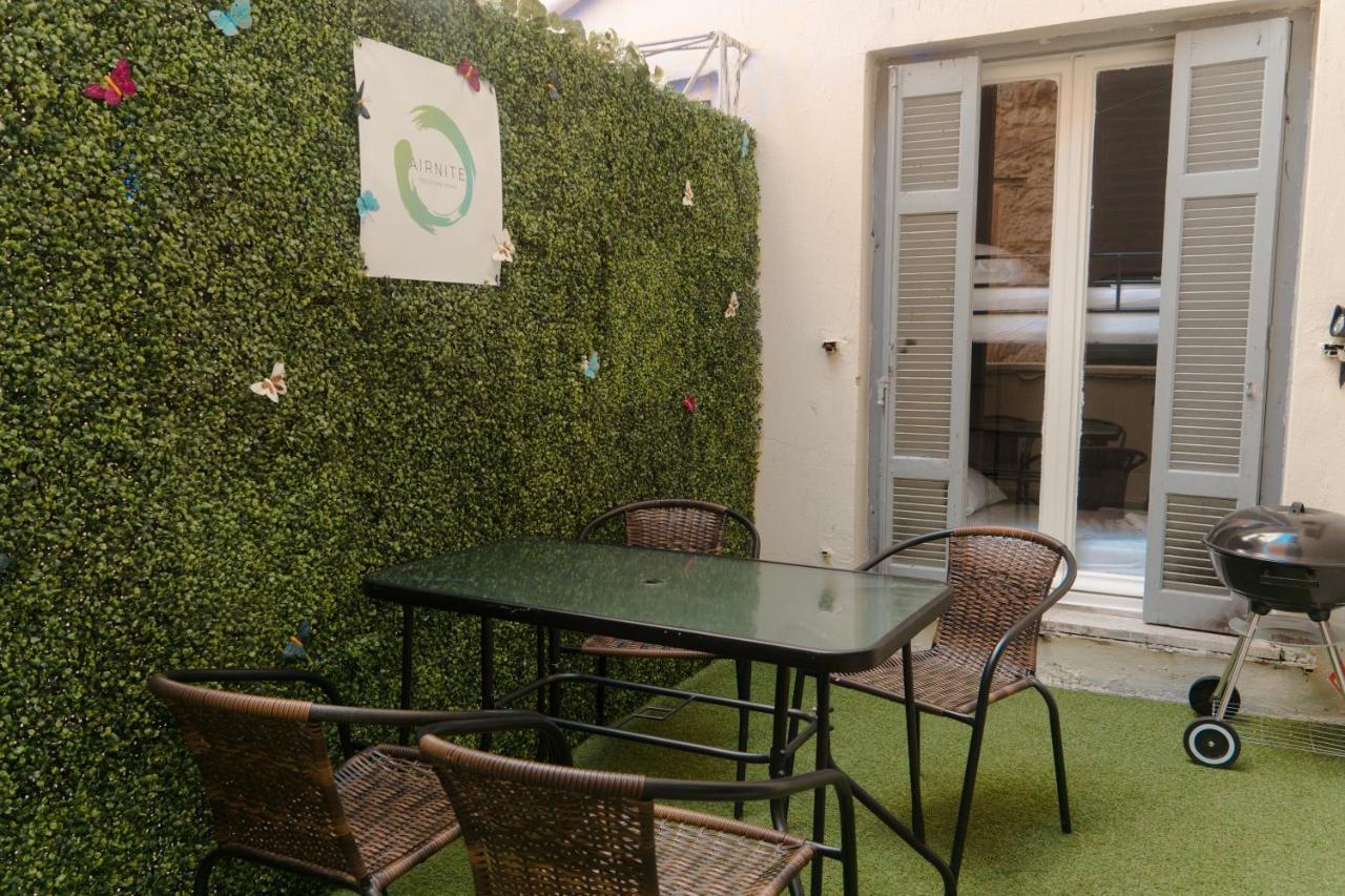 Apartment In Center Of Athena Bagian luar foto
