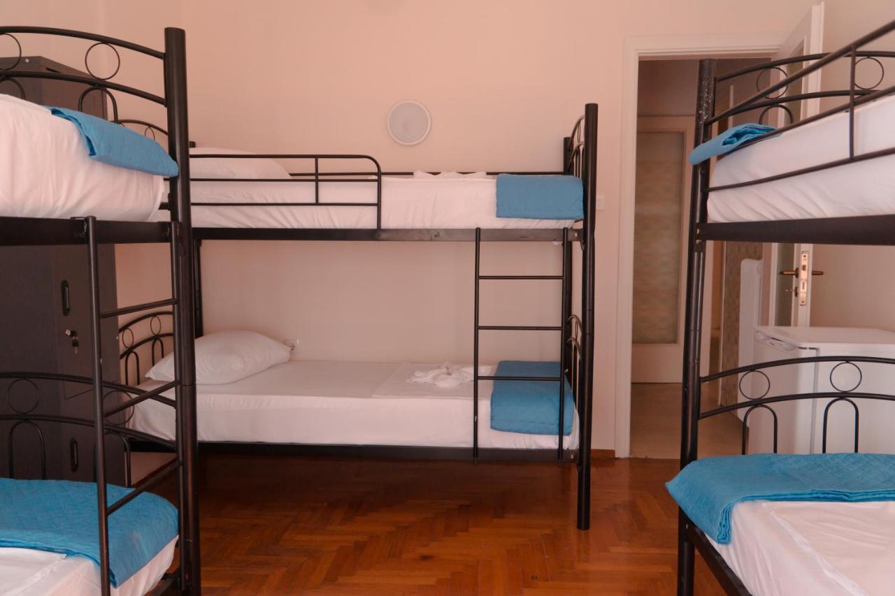 Apartment In Center Of Athena Bagian luar foto