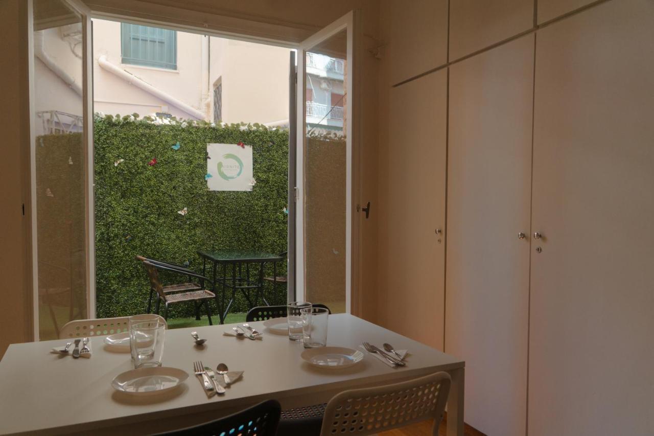 Apartment In Center Of Athena Bagian luar foto